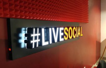 Live social recensioni